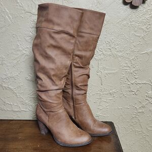 Call It Spring Heeled Boots Womens Size 8.5 Tan Zipper Long Boots